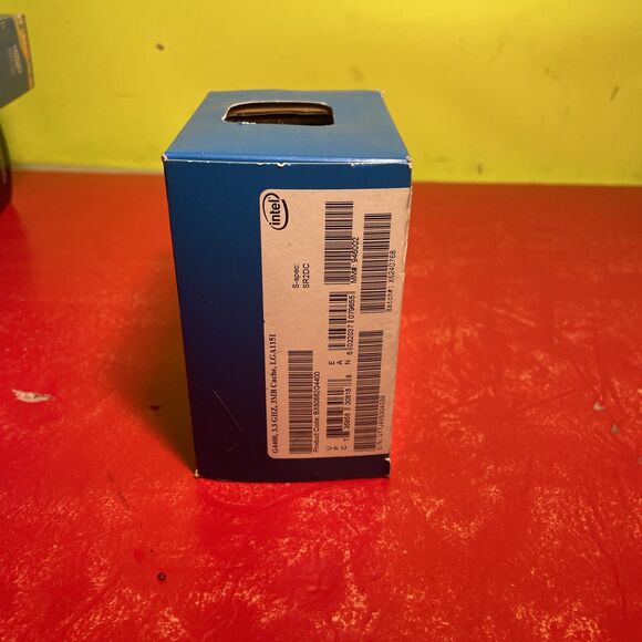 Intel Pentium G4400 - 3.30 GHz Dual-Core (BX80662G4400) Processor - Picture 2 of 7